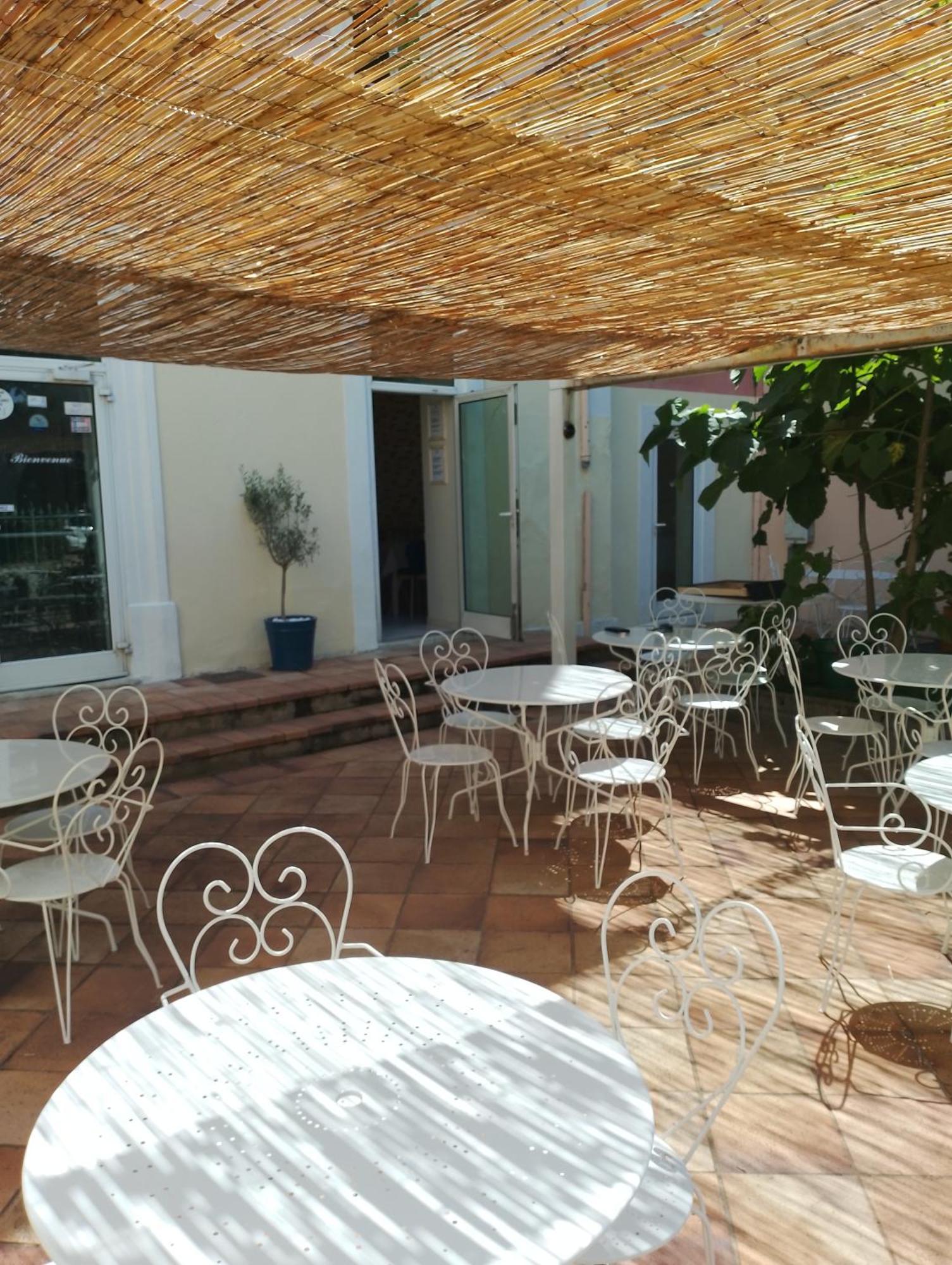 Bed and Breakfast Le Patio De Fabio Bollène Esterno foto