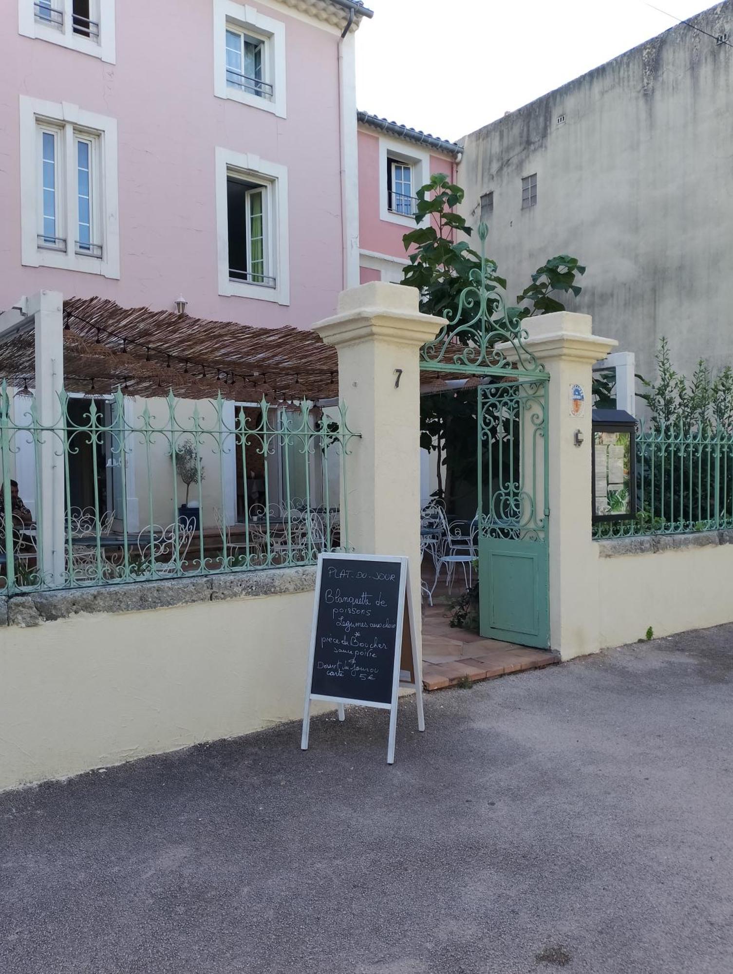 Bed and Breakfast Le Patio De Fabio Bollène Esterno foto